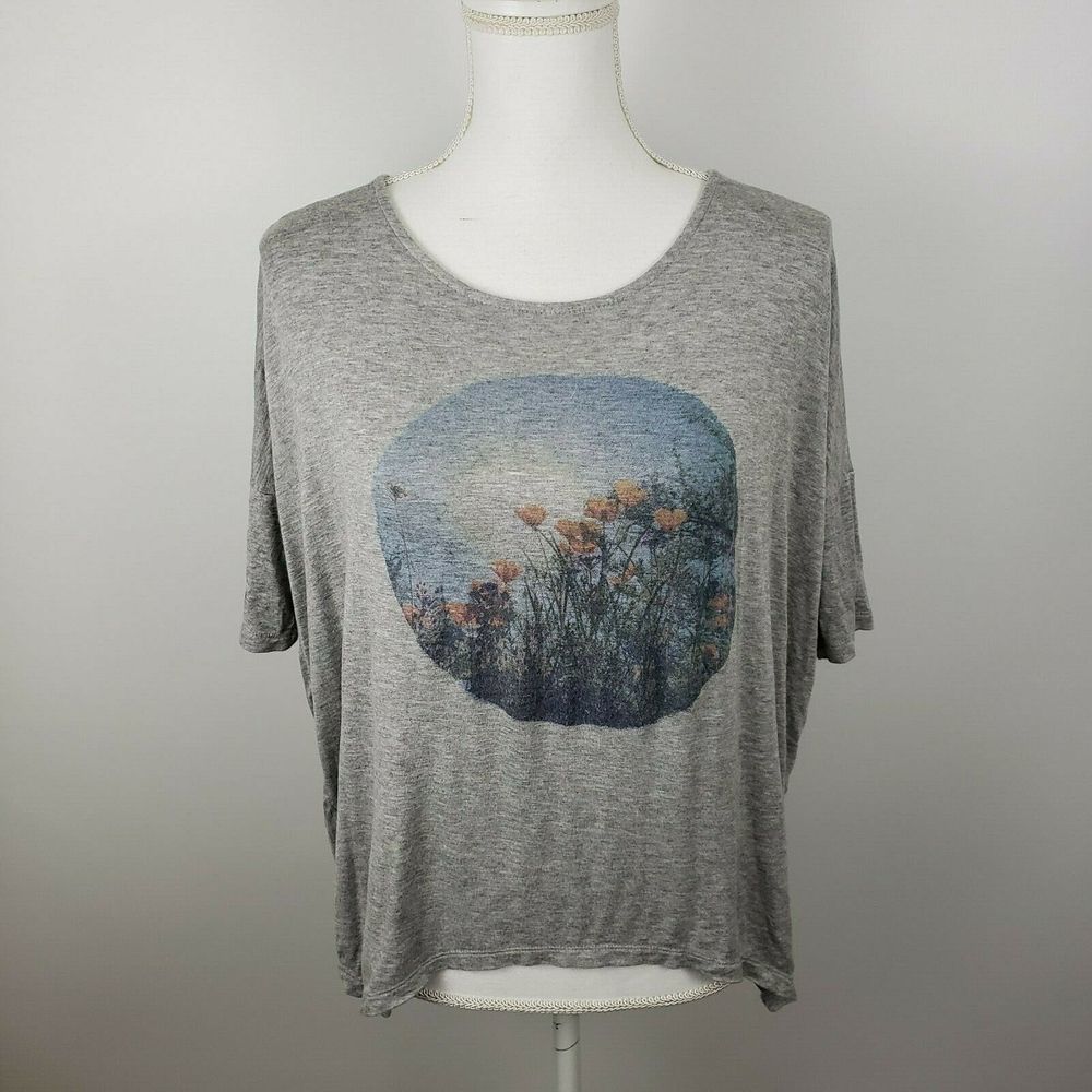 AEO xs sm soft and sexy t tee shirt top graphic - Picture 1 of 8